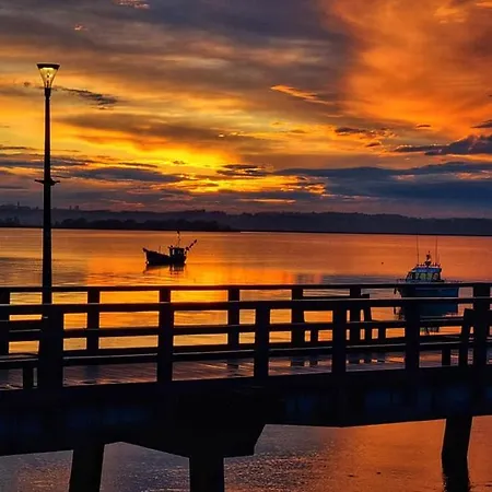 Obok Gdyni דירה קוזאקובו